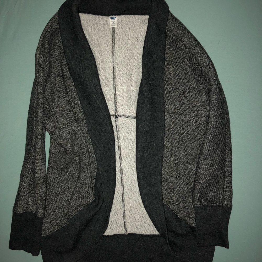 grey & black cardigan
